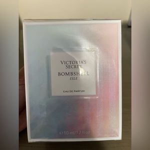 Victoria’s Secret Bombshell ISLE 1.7 fl oz Perfume